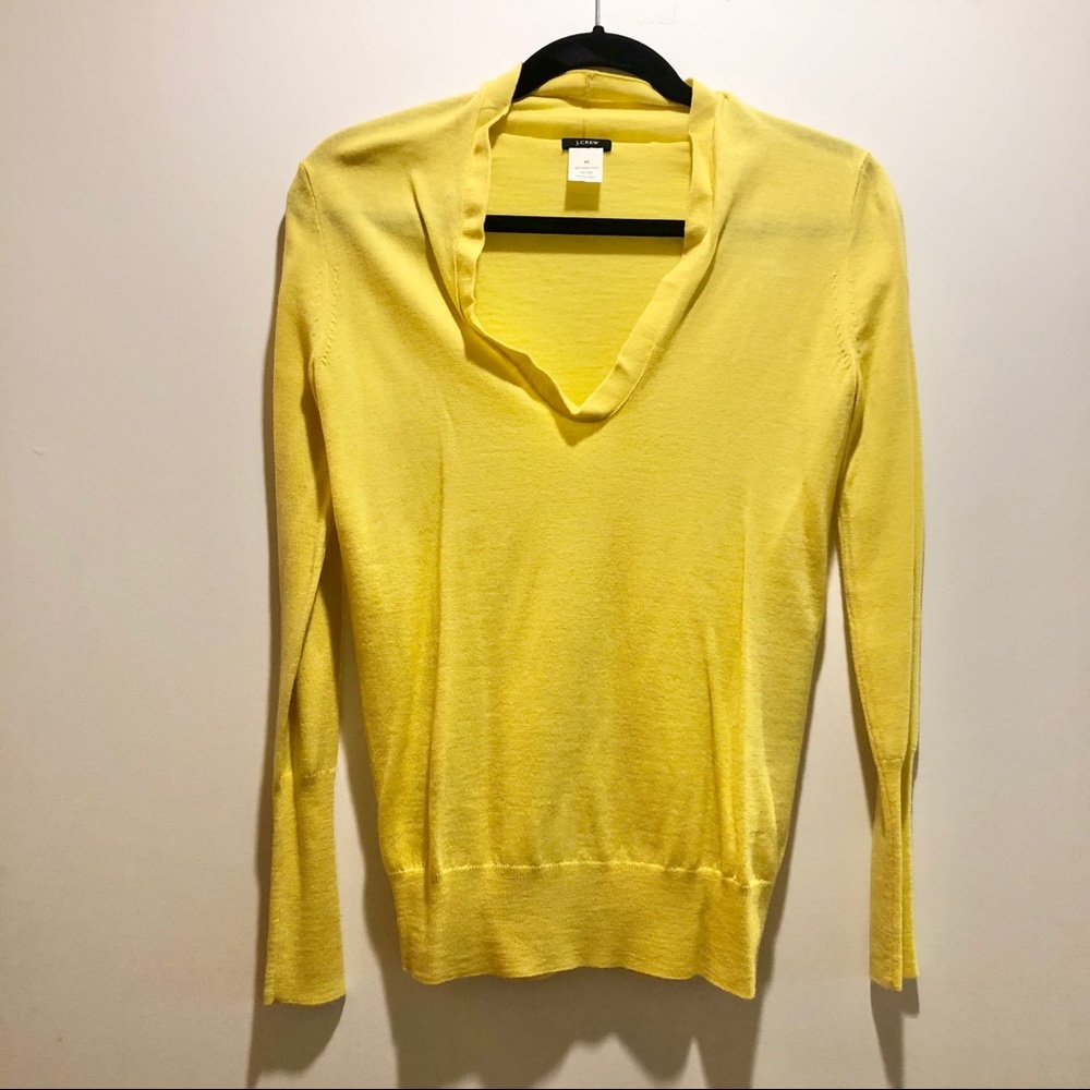 JCREW CLASSIC V-NECK YELLOW SWEATER